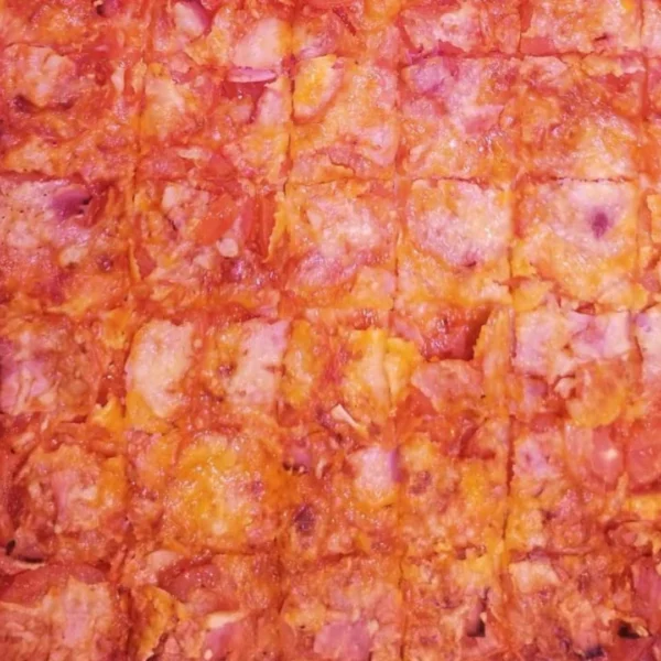 Grande pizza jambon emmental